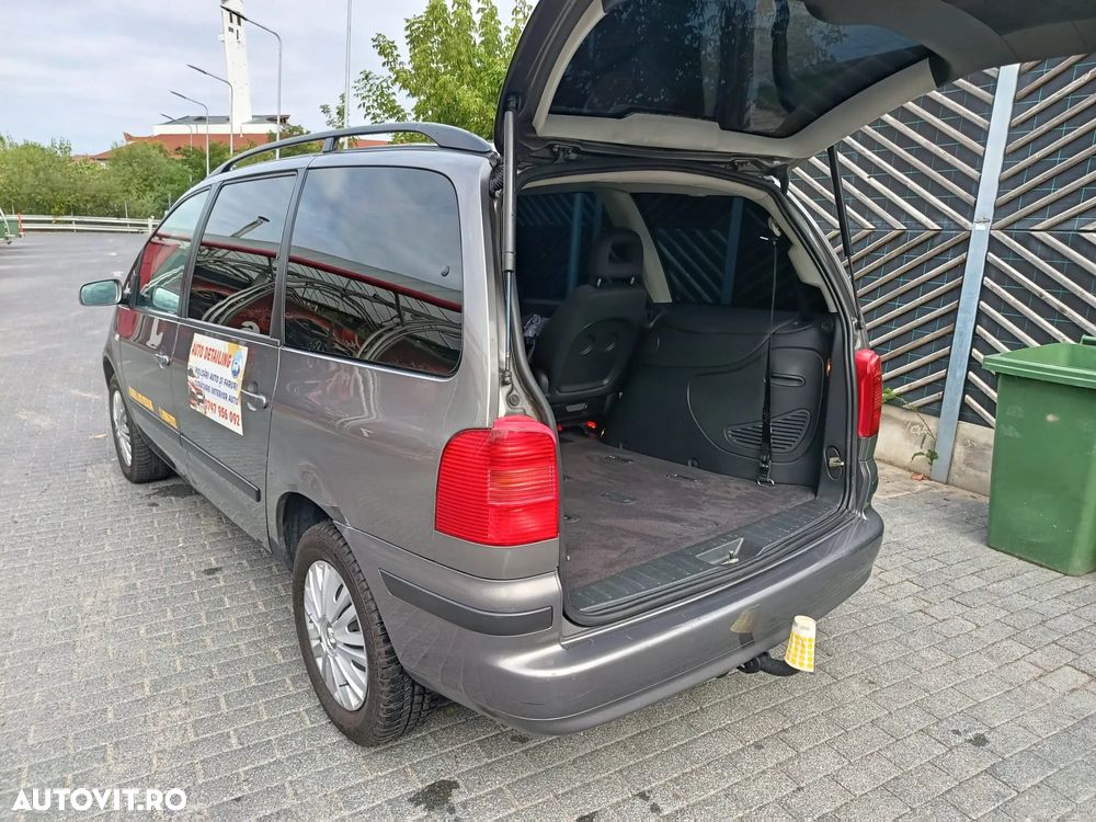 Seat Alhambra 1.9 TDI Vigo - 9
