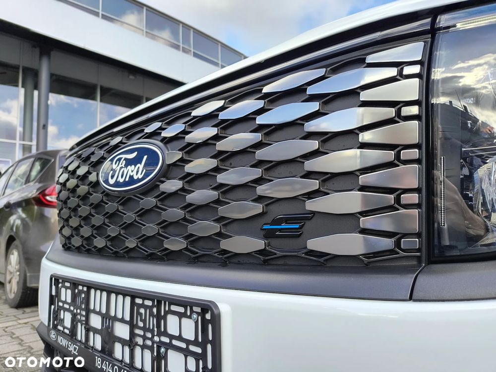 Ford Inny - 20