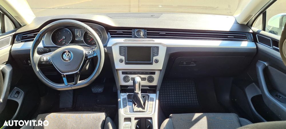 Volkswagen Passat 2.0 TDI DSG (BlueMotion Technology) Comfortline - 6