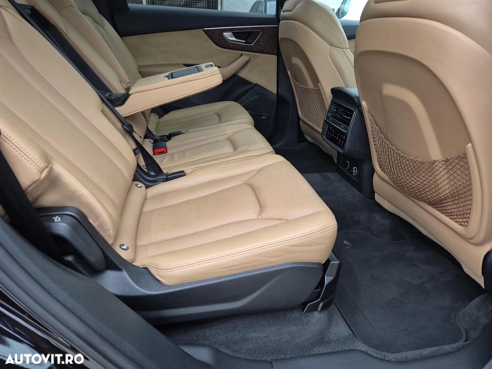 Audi Q7 3.0 50 TDI quattro Tiptronic S Line - 23