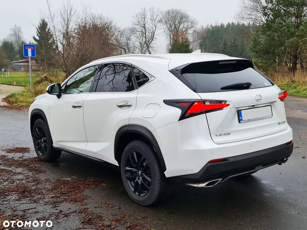 Lexus NX 200t Prestige AWD - 3