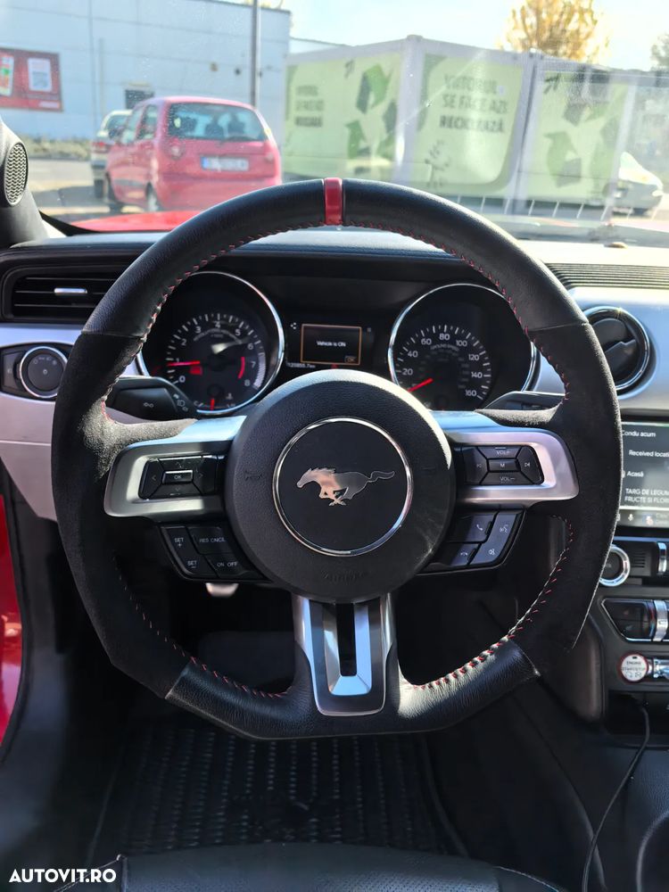 Ford Mustang 2.3 EcoBoost - 10