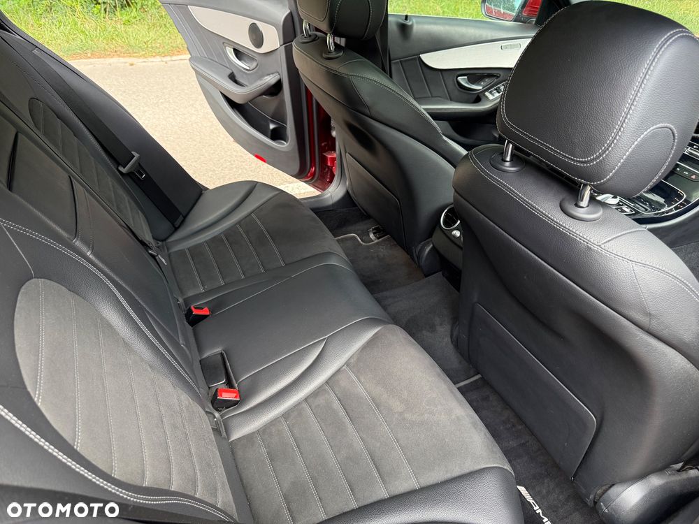 Mercedes-Benz Klasa C 300 de 9G-TRONIC - 11