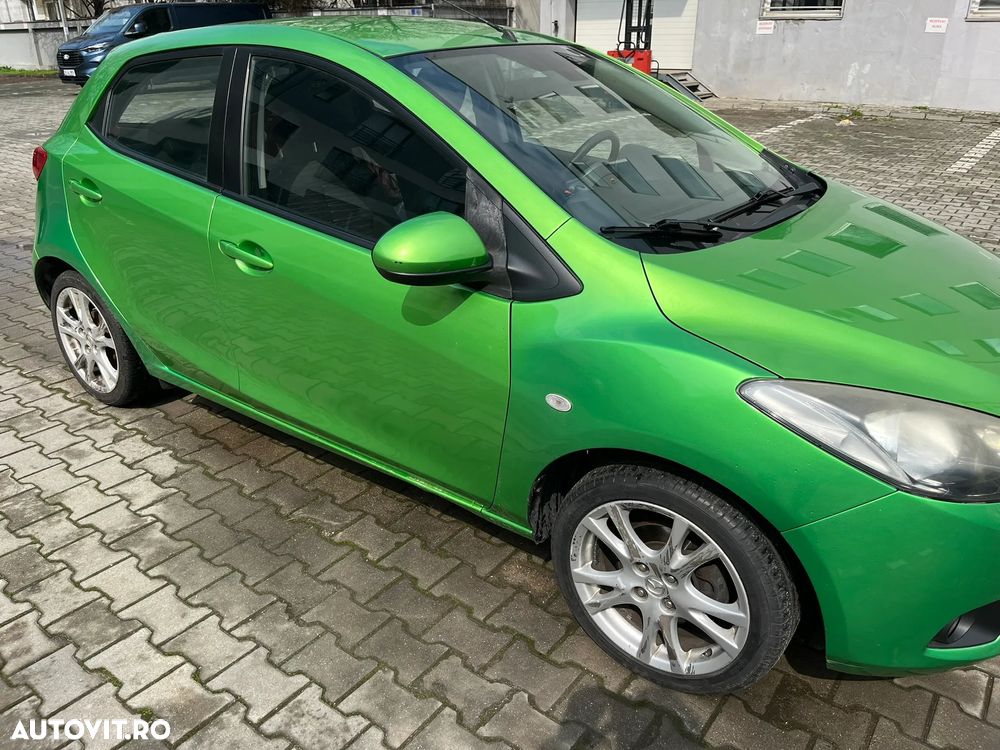 Mazda 2 - 7