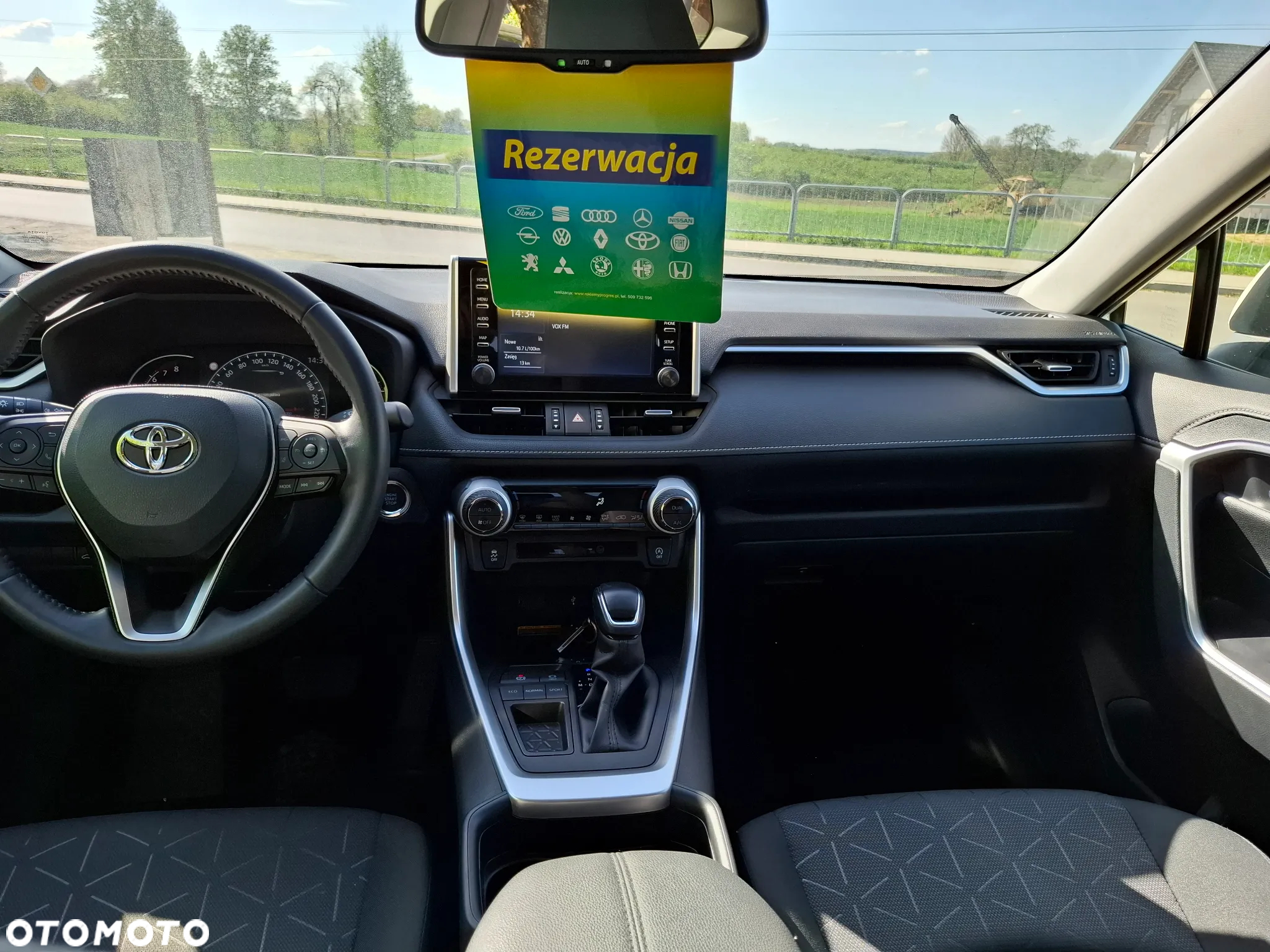 Toyota RAV4 - 6