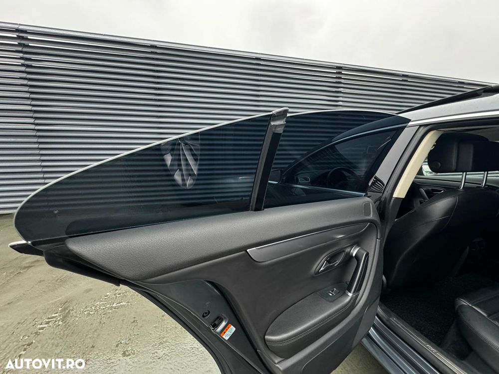 Volkswagen Passat Variant 2.0 TDI 4Motion DSG BlueMotion Tech Exclusive - 11