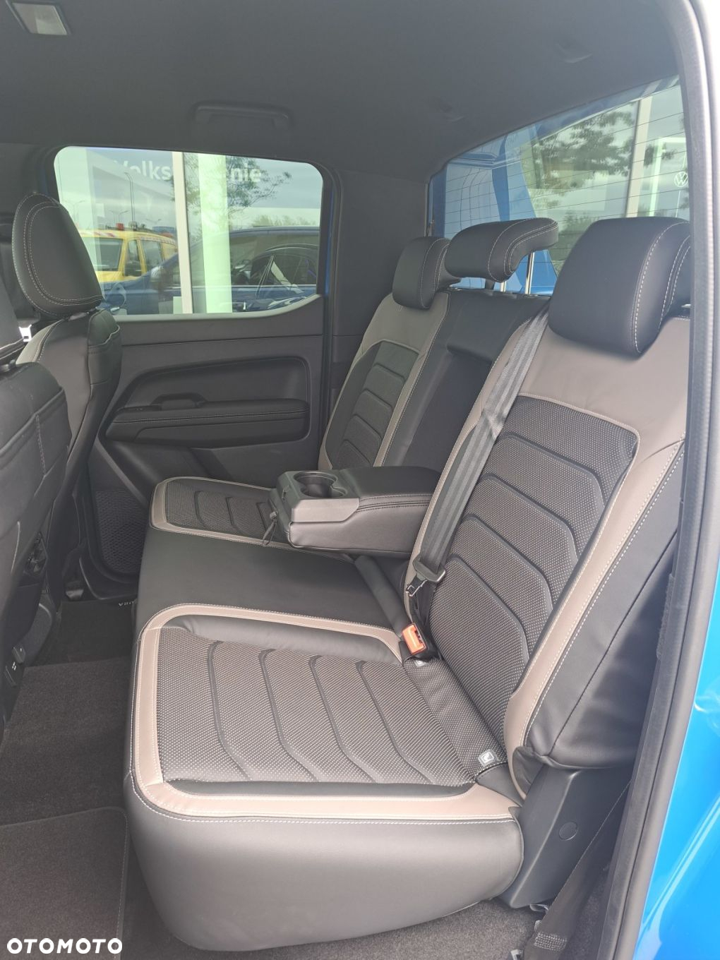 Volkswagen Amarok - 23