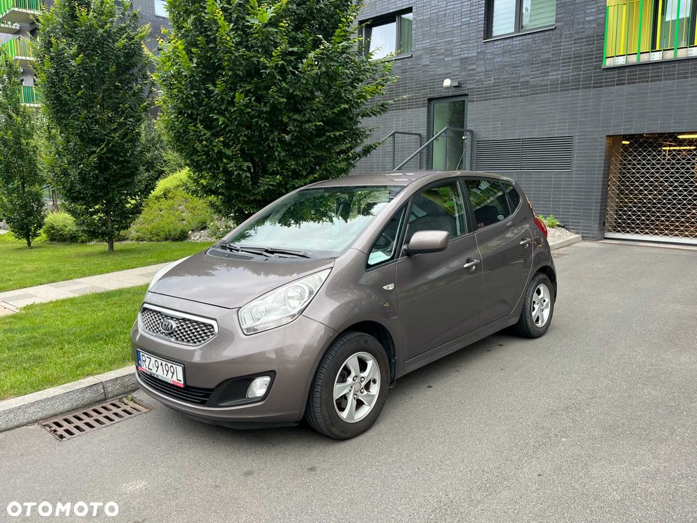 Kia Venga - 1