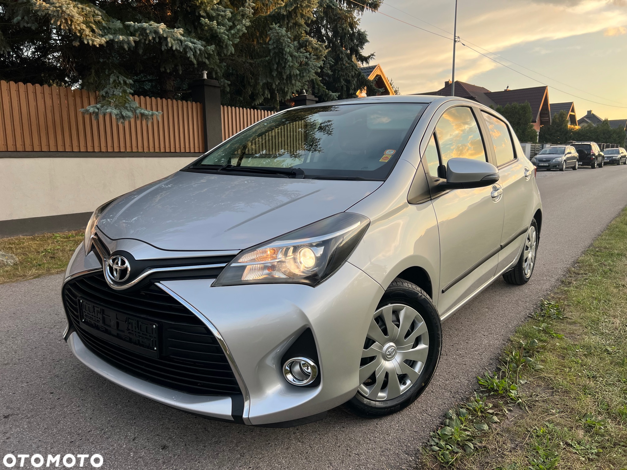 Toyota Yaris 1.0 VVT-i Life - 10