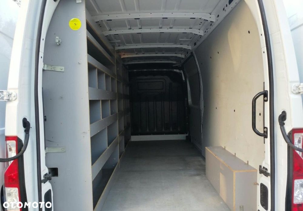 Renault Master - 32