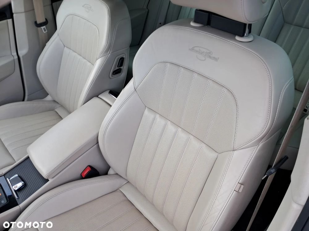Skoda Superb 2.0 TDI 4x4 L&K DSG - 26