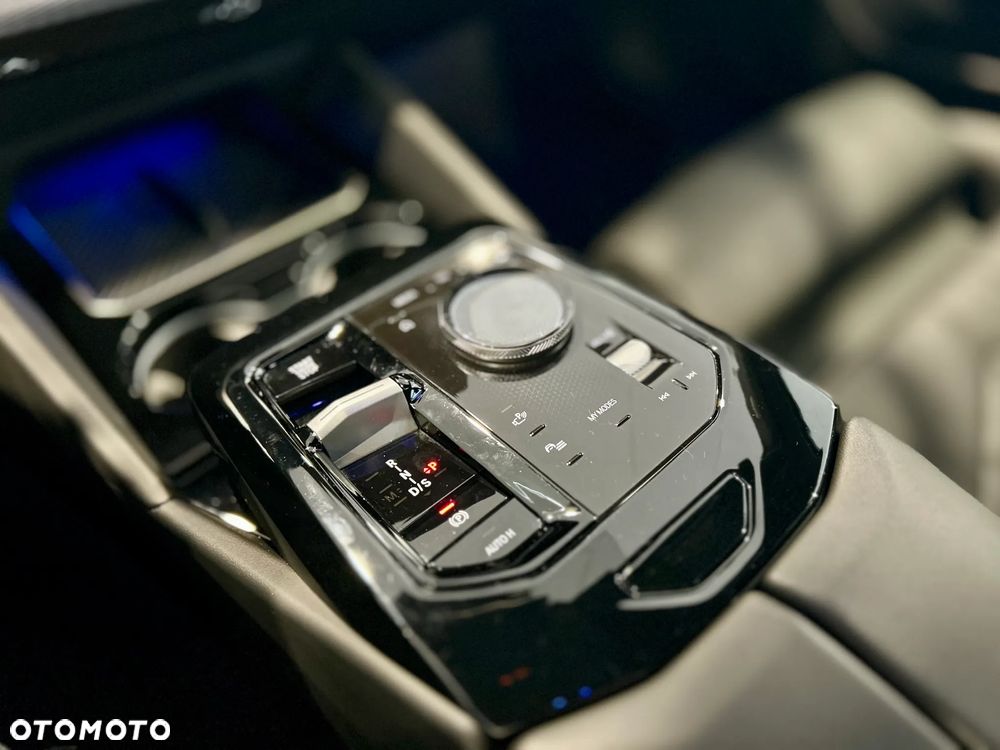 BMW Seria 5 520d - 12