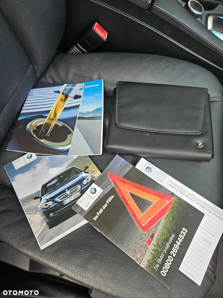 BMW Seria 5 523i - 31