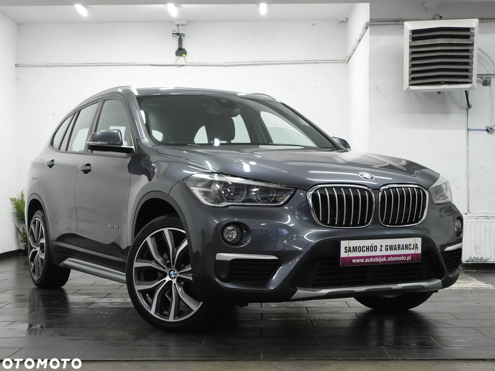 BMW X1 xDrive18d - 12