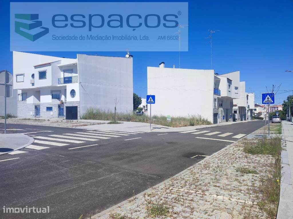 Lote Terreno, Moradia Bi-familiar, Castelo Branco - Grande imagem: 2/9