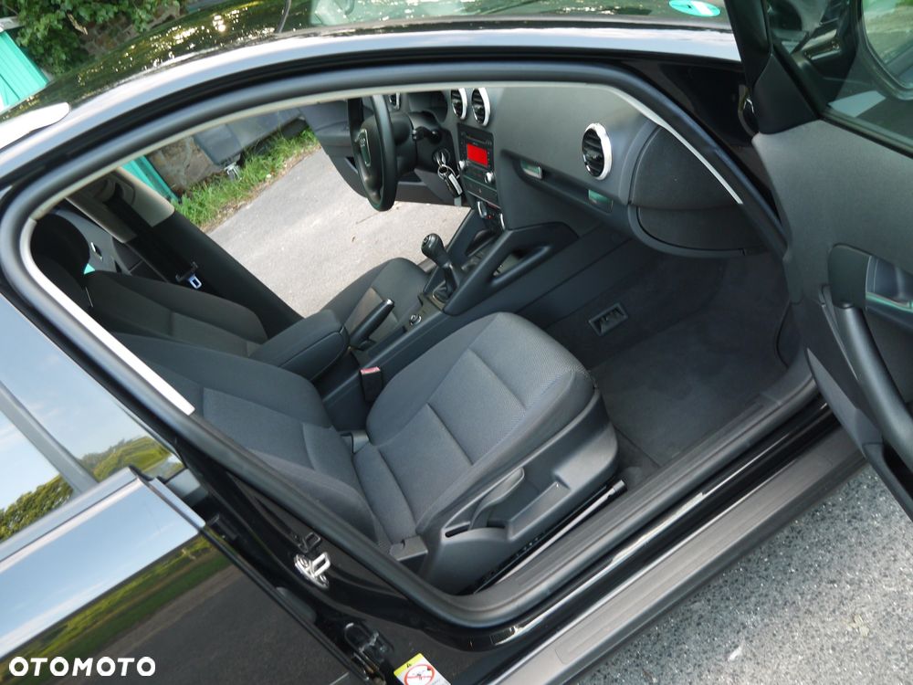Audi A3 Sportback 1.6 Attraction - 18