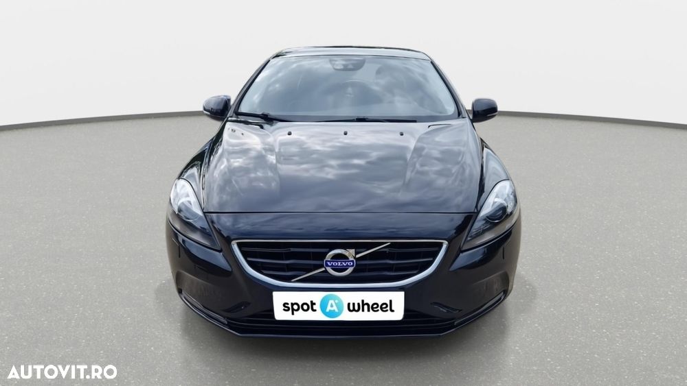 Volvo V40 D2 Momentum - 3