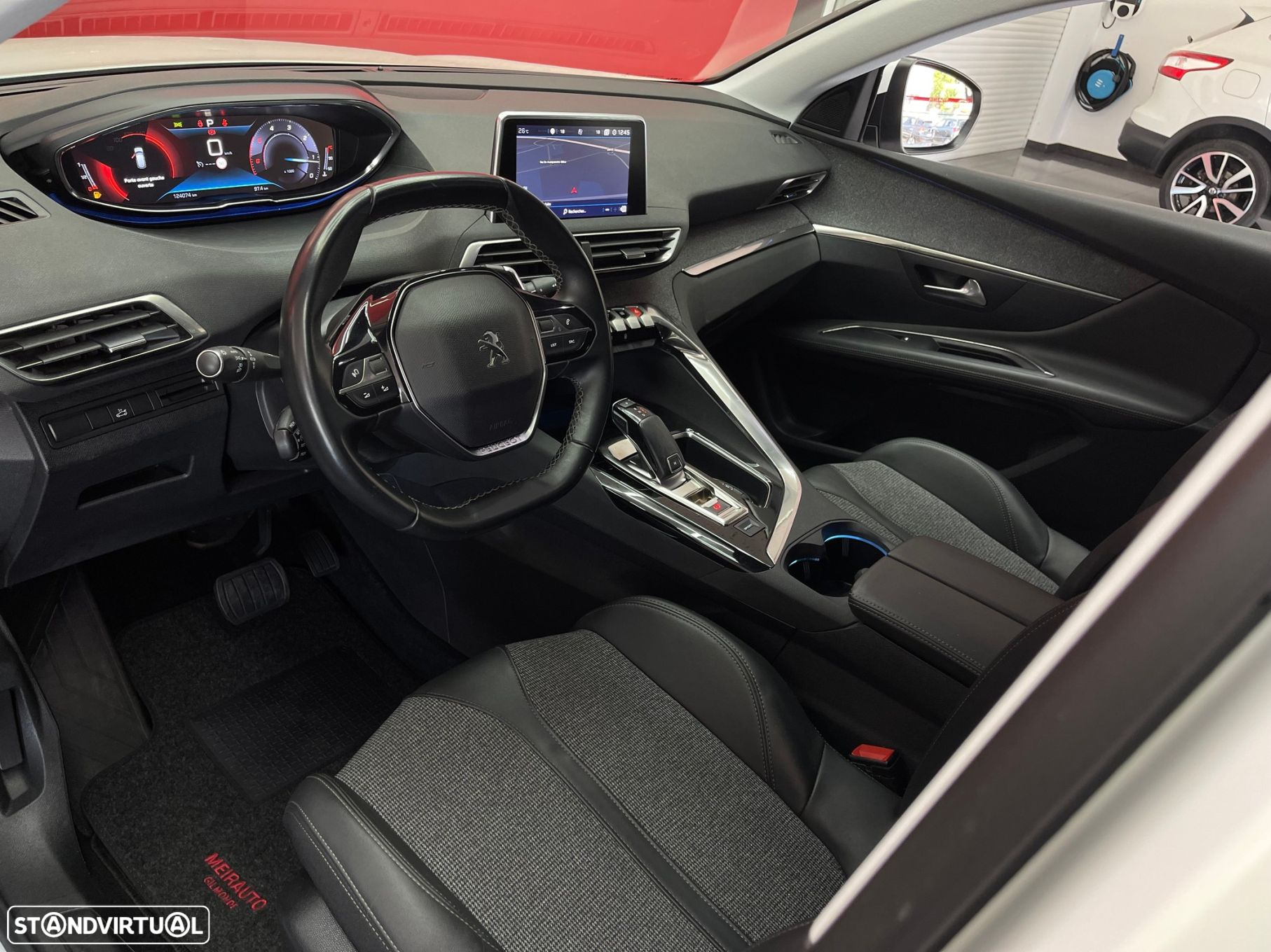 Peugeot 3008 1.5 BlueHDi Allure Pack EAT8 - 6