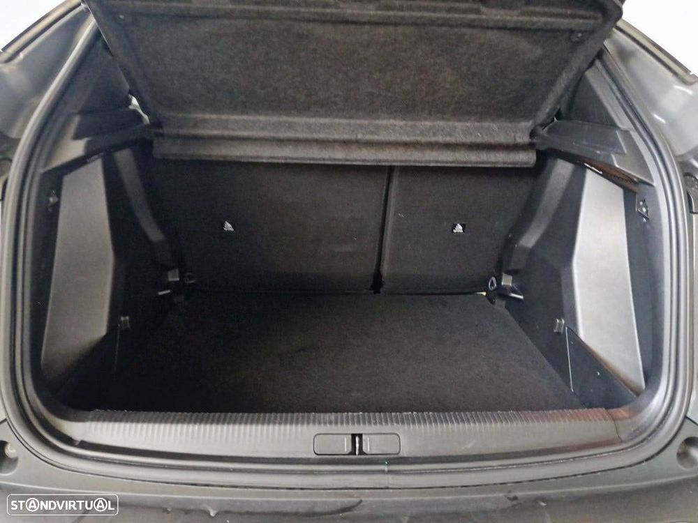 Peugeot 2008 1.2 Hybrid Allure e-DCS6 - 6