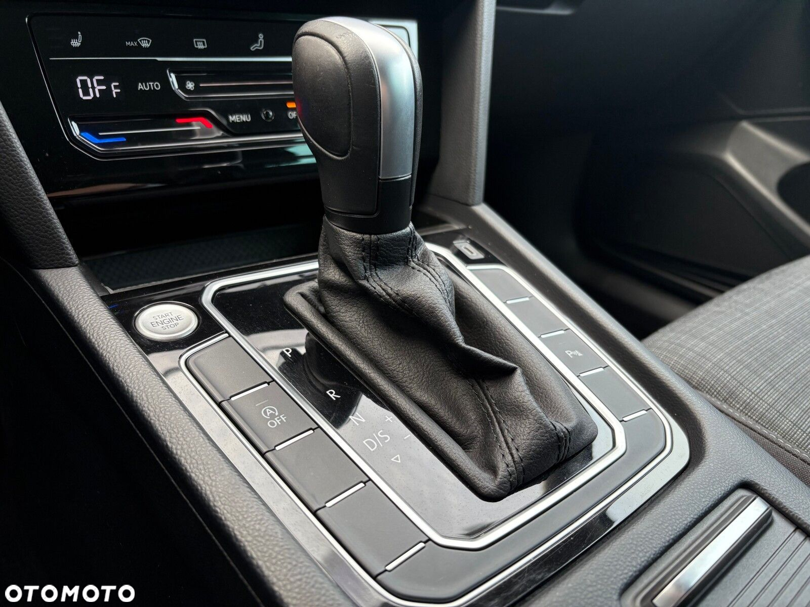 Volkswagen Passat - 27