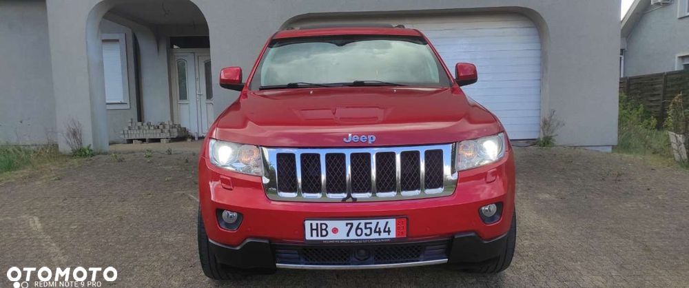 Jeep Grand Cherokee - 30