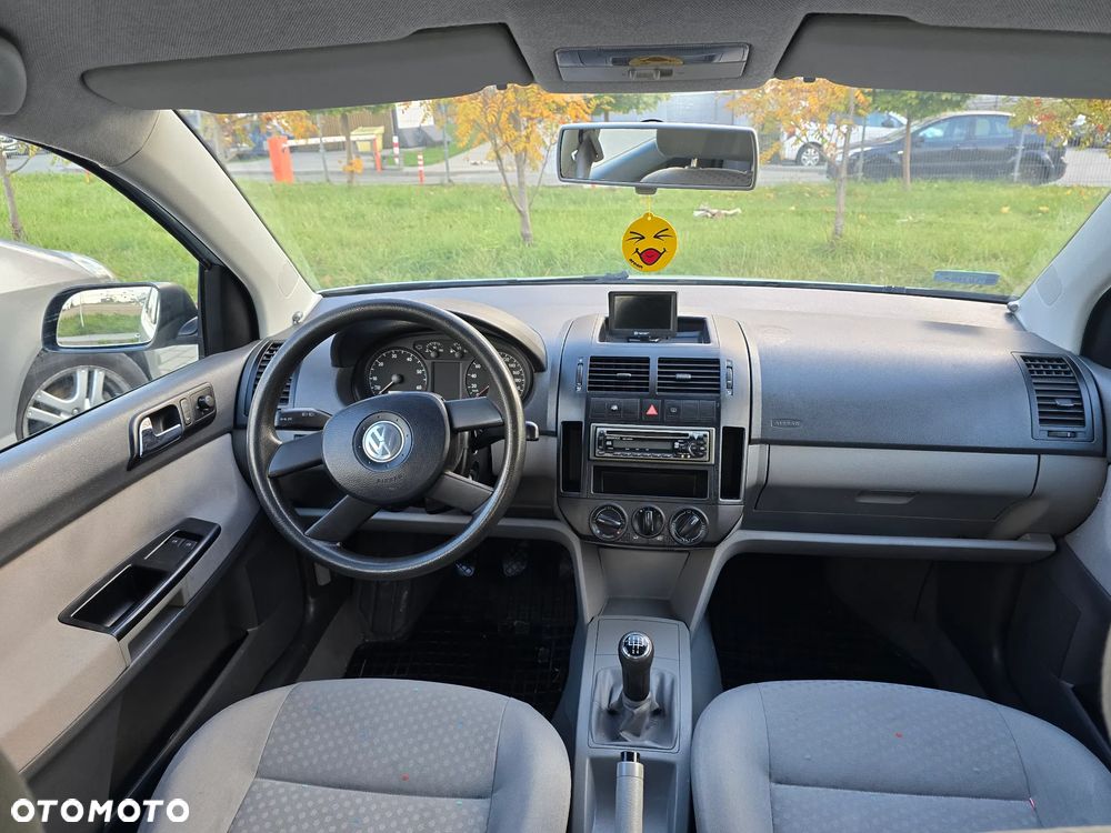 Volkswagen Polo 1.4 16V Comfortline - 6