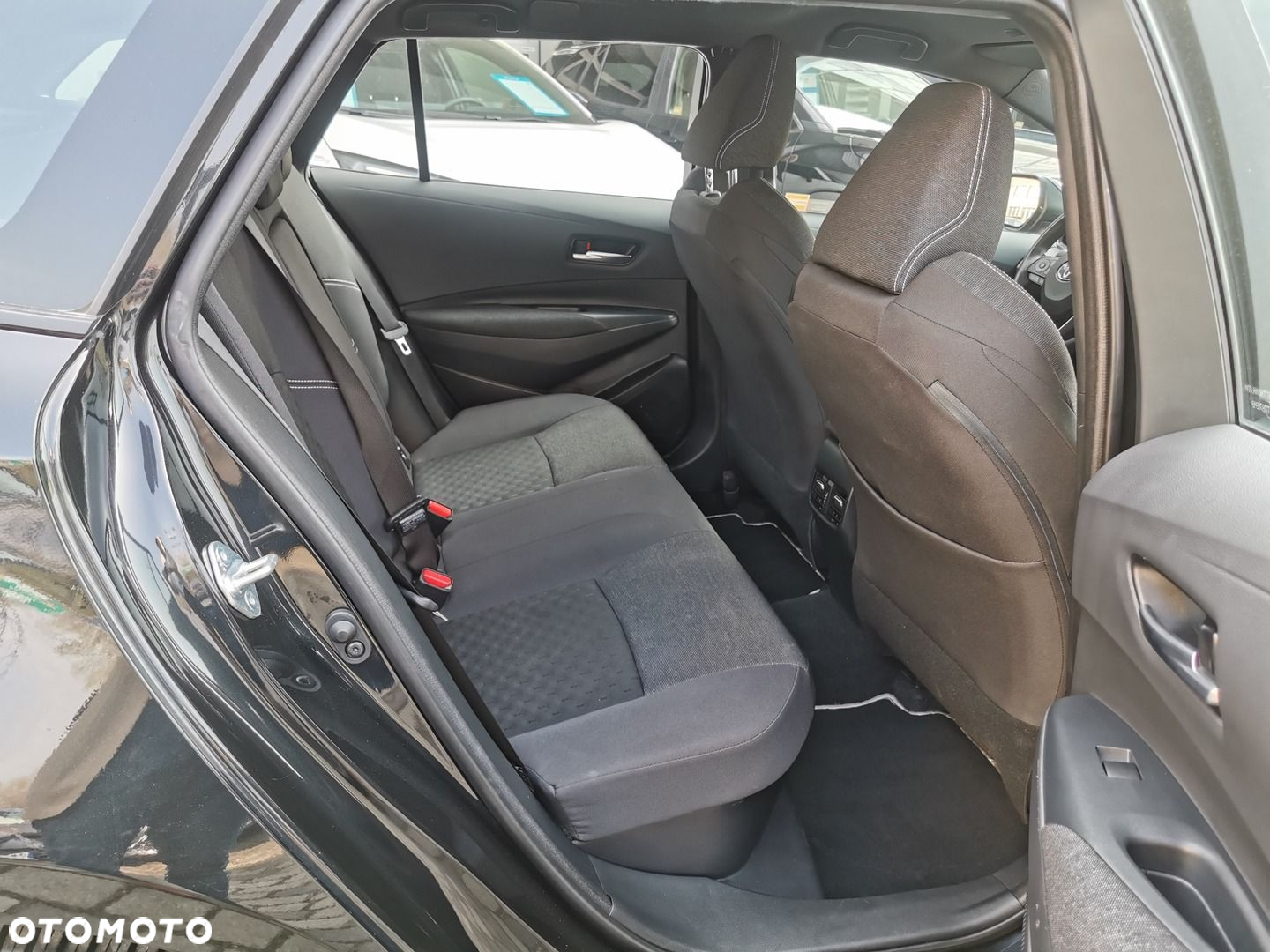 Toyota Corolla - 14