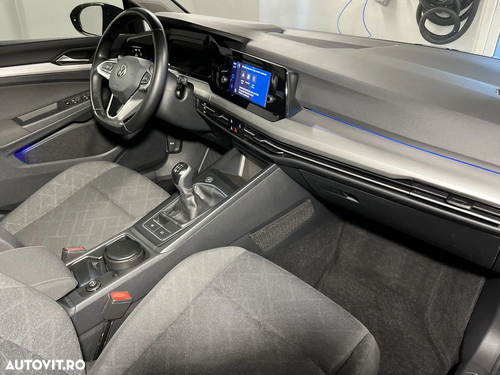 Volkswagen Golf - 30