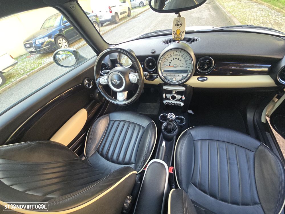 MINI 3 Portas Cooper D - 11