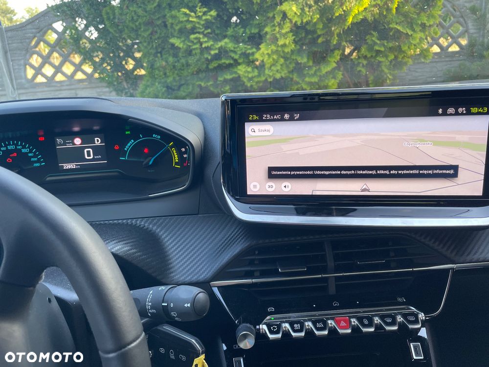 Peugeot 2008 PureTech mHEV Active e-DCS6 - 19