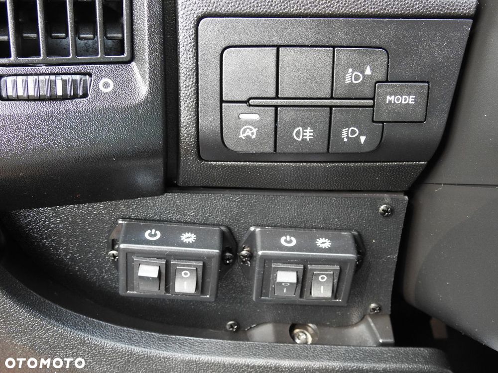 Peugeot BOXER FURGON BRYGADÓWKA  7 MIEJSC KLIMATYZACJA  120KM - 29