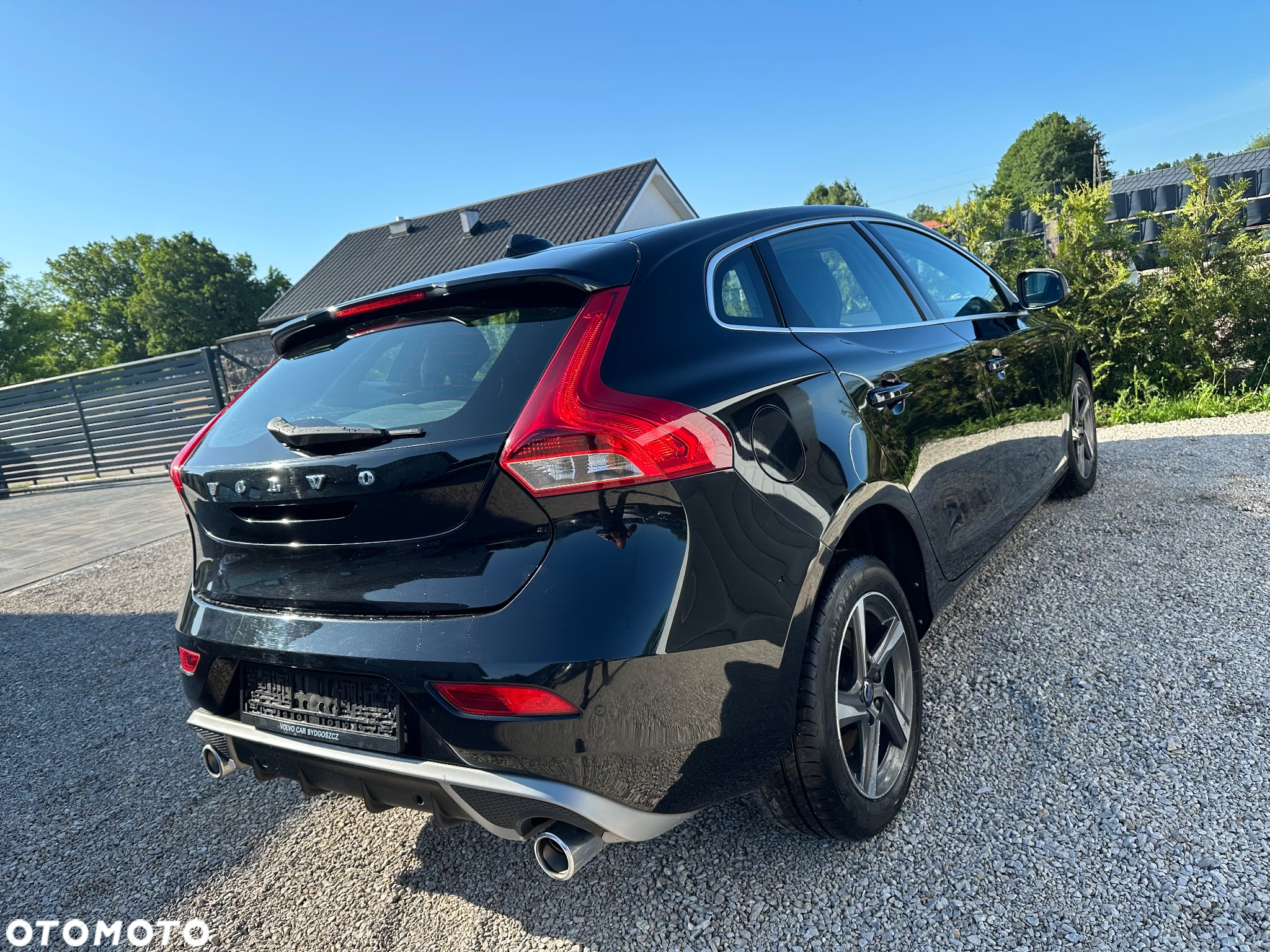 Volvo V40 D2 Drive-E R-Design Kinetic - 17