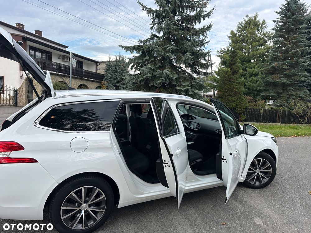 Peugeot 308 PureTech 130 Stop & Start Allure - 16