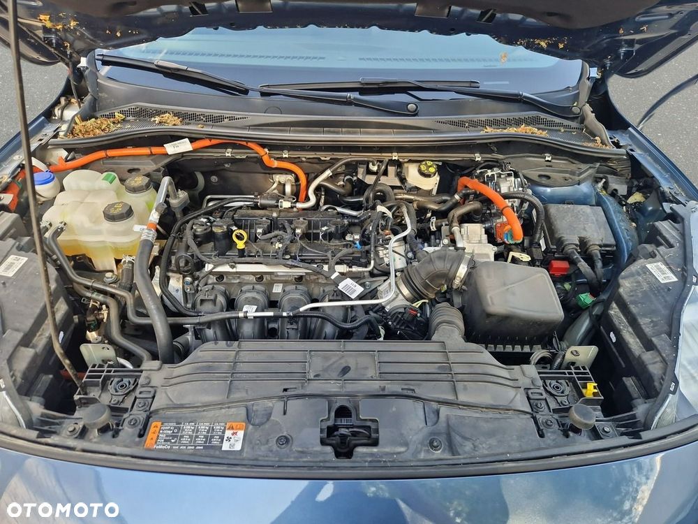 Ford Kuga - 25