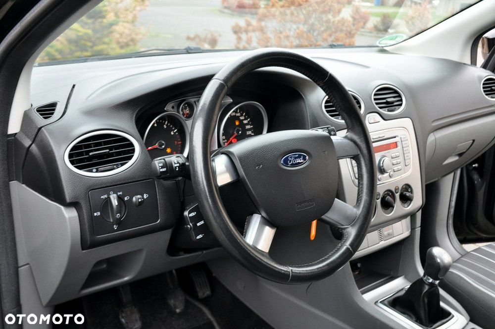 Ford Focus - 22