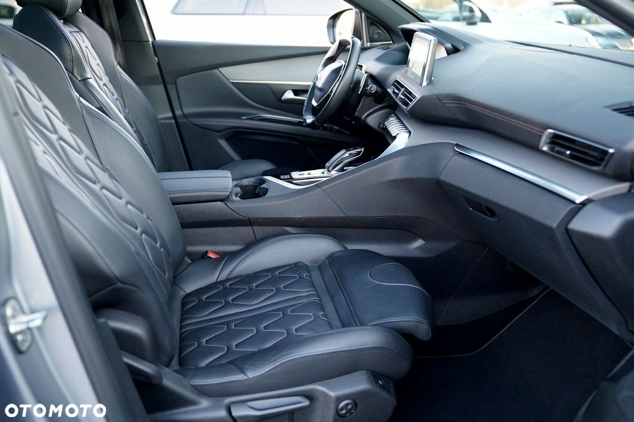Peugeot 5008 BlueHDI 180 EAT8 GT - 24