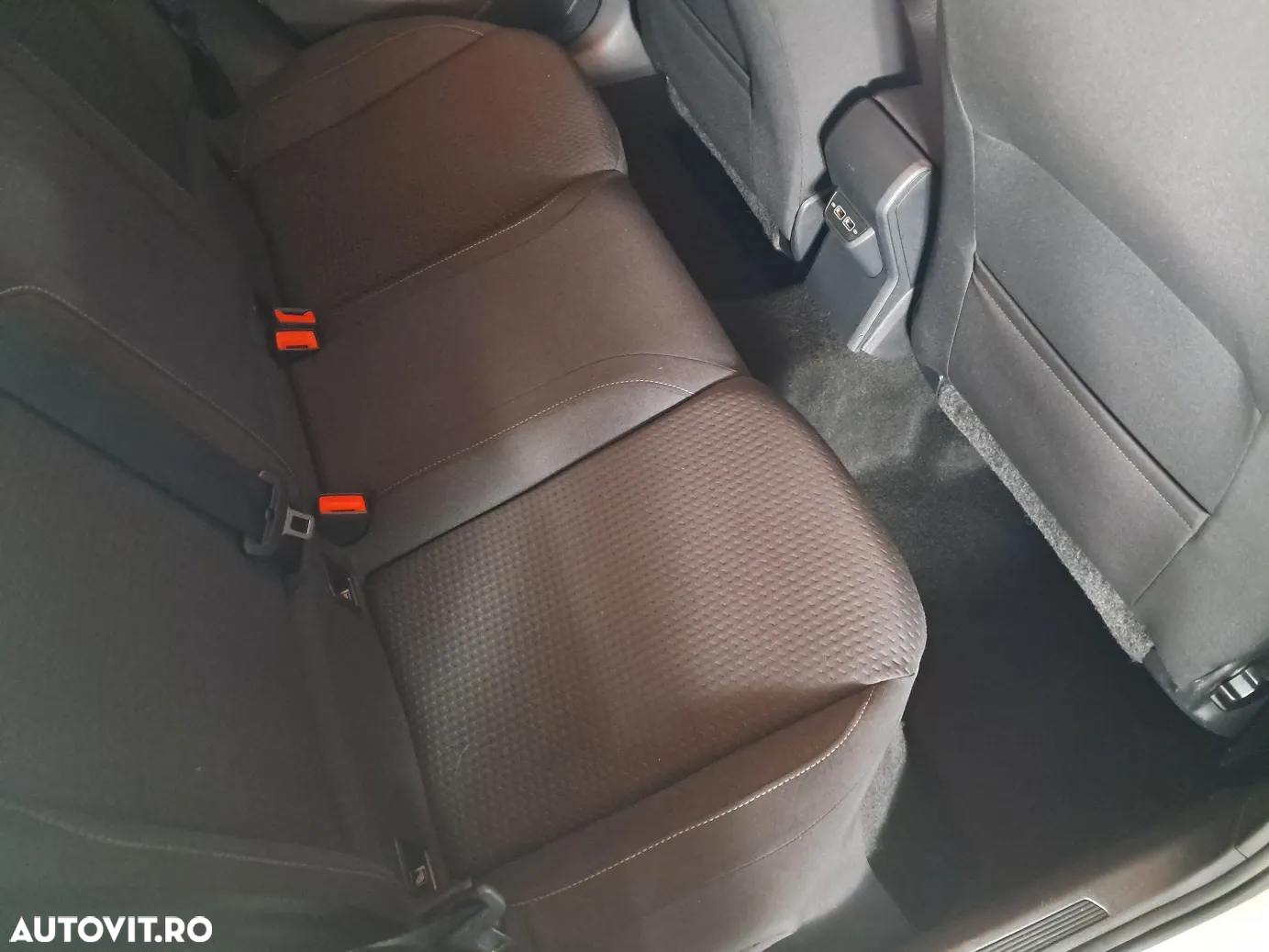 Volkswagen Polo - 16