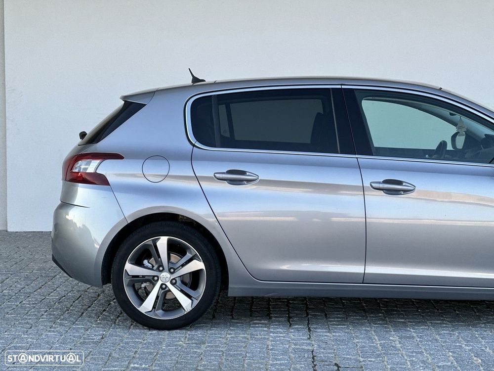 Peugeot 308 1.6 e-HDi Allure - 10