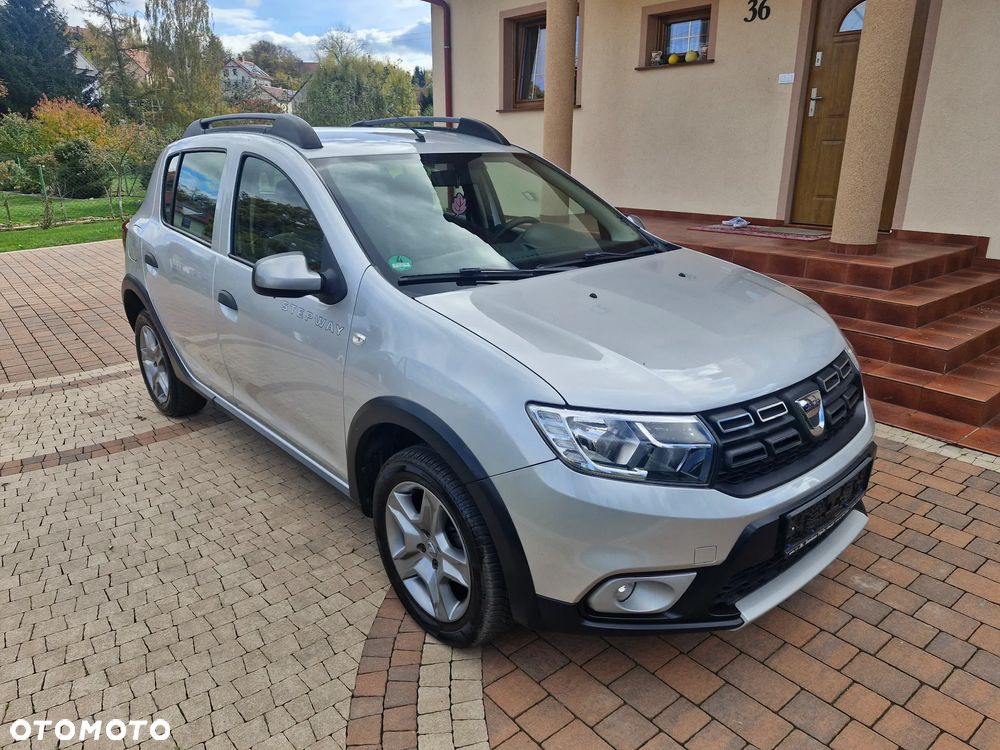 Dacia Sandero Stepway TCe 90 (S&S) Celebration - 13