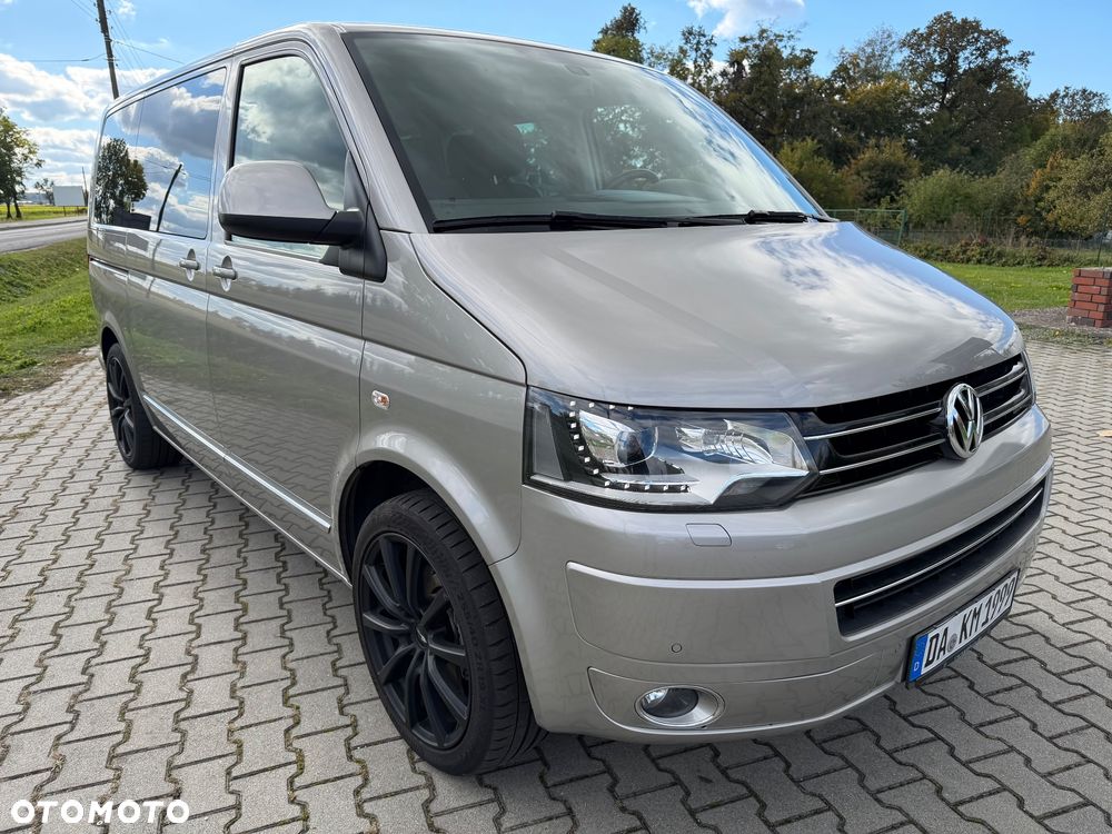 Volkswagen Multivan 2015 photo 2