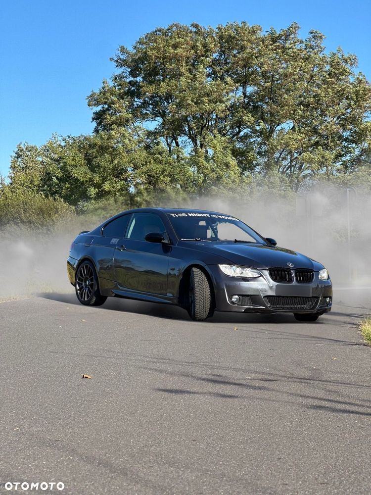 BMW Seria 3 330i xDrive - 1