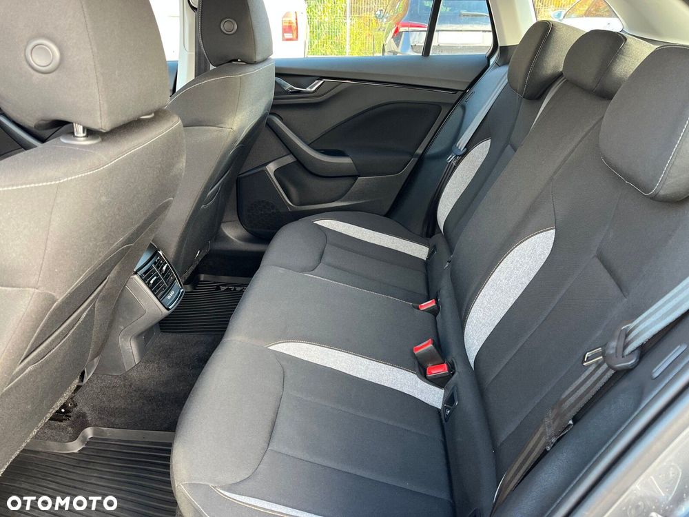 Skoda Scala 1.5 TSI Selection DSG - 17