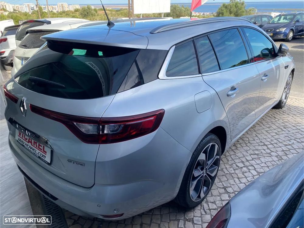 Renault Mégane Sport Tourer 1.5 Blue dCi GT Line EDC - 4