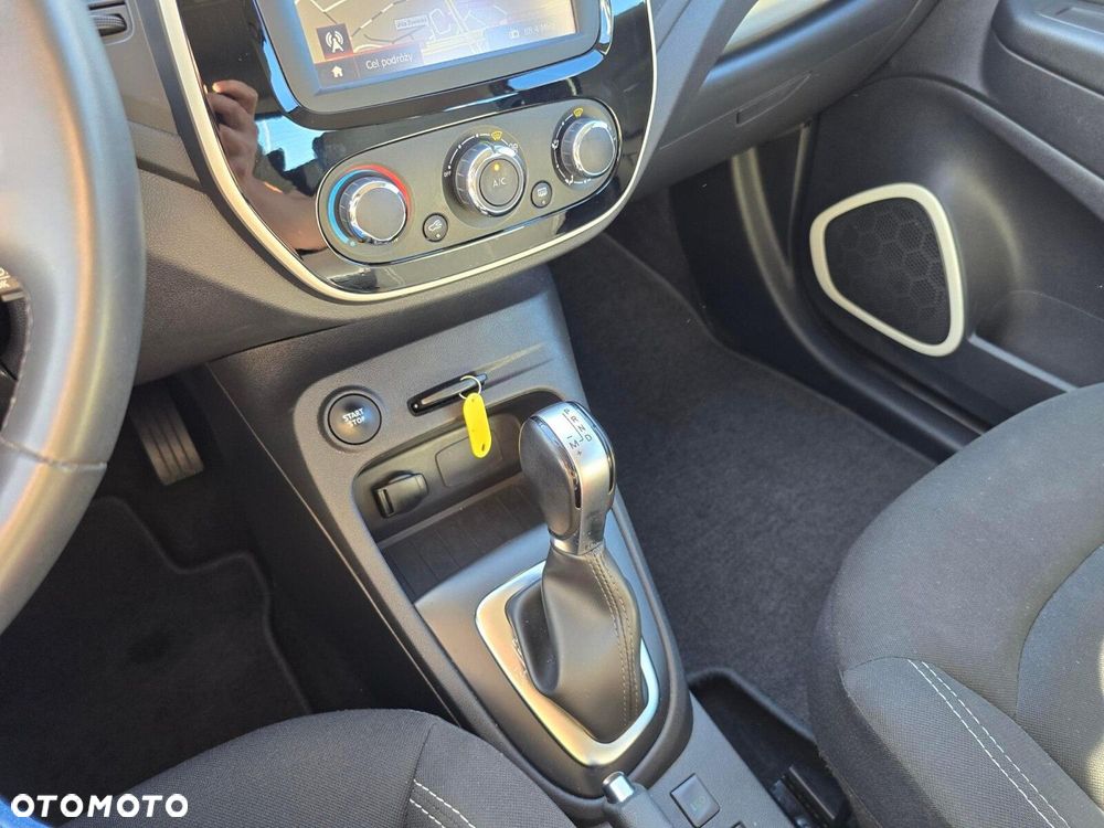 Renault Captur - 21