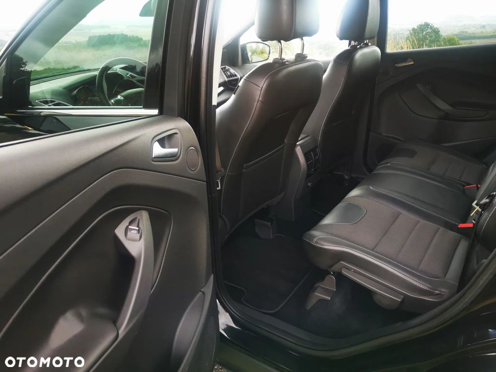 Ford Kuga 2.0 TDCi 4x4 Titanium - 15