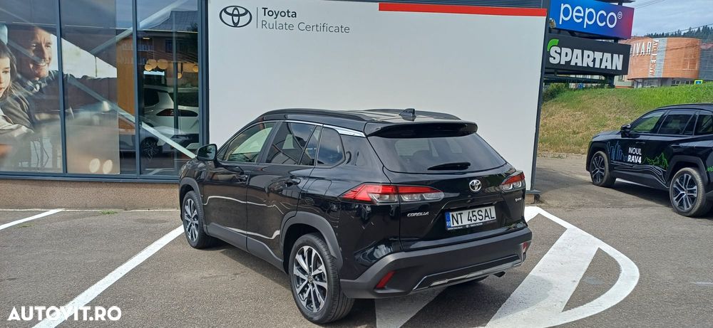 Toyota Corolla - 4
