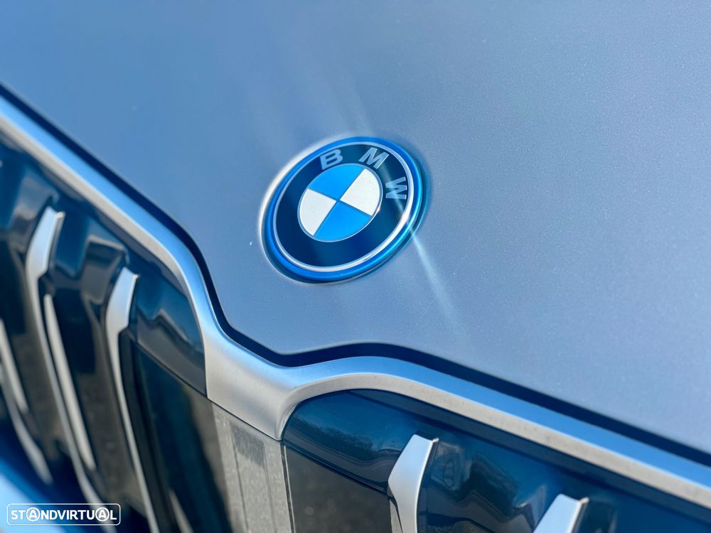 BMW iX1 xDrive30 xLine - 8