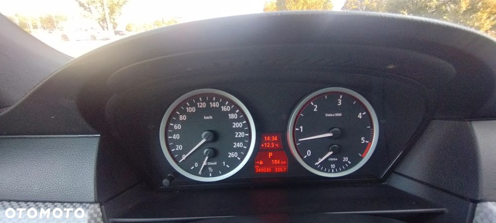 BMW Seria 5 - 14