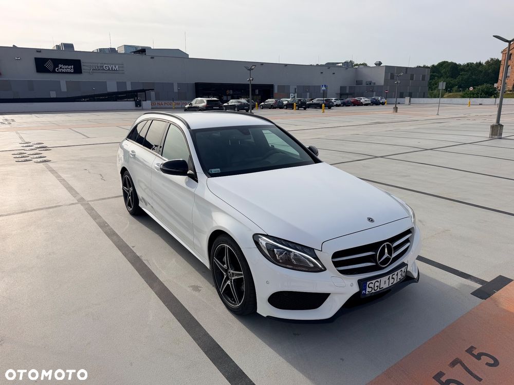 Mercedes-Benz Klasa C 200 4Matic 9G-TRONIC AMG Line - 1