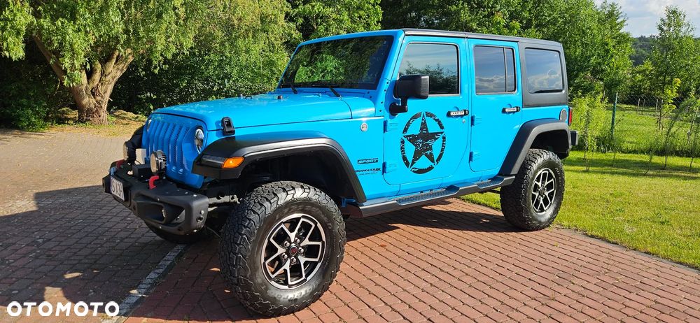 Jeep Wrangler - 2